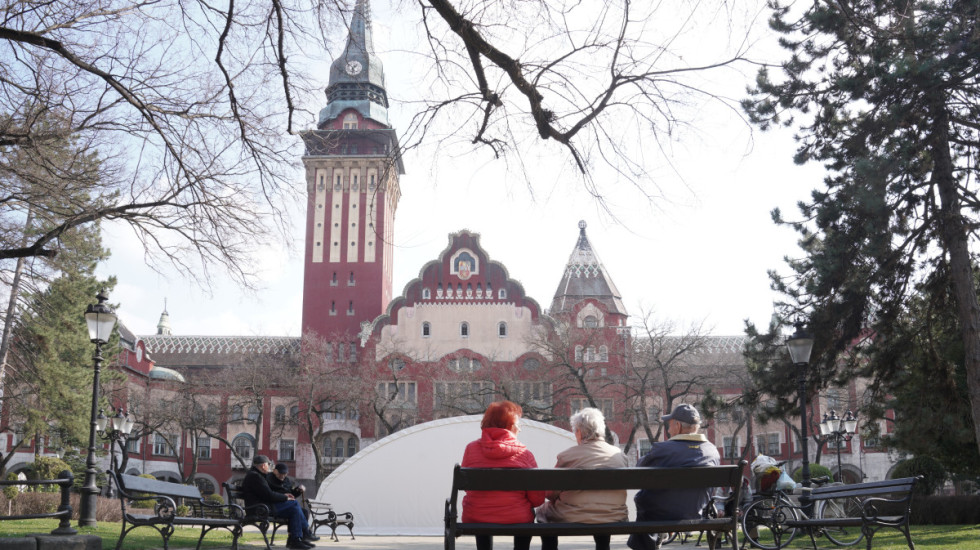 Toplo i sunčano vreme, temperatura oko 20 stepeni