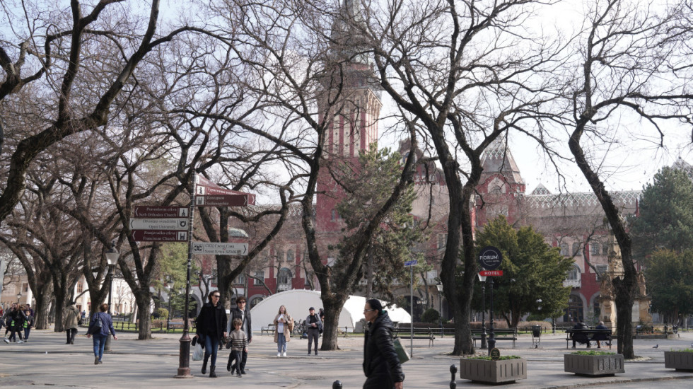 U Srbiji pre podne oblačno uz slabu kišu, kasnije vedrije i suvo: Najviša temperatura do 17 stepeni