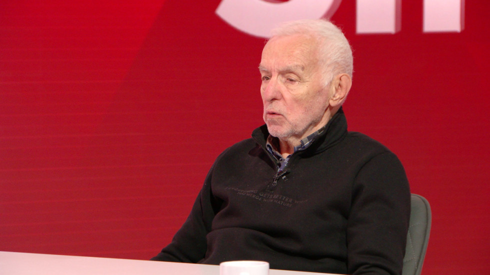 Bivši ambasador u Berlinu za Newsmax Balkans: Rat u Ukrajini bio je izgovor za širenje panične atmosfere širom Evrope