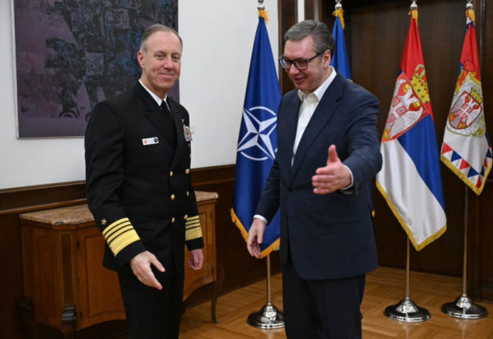 Vučić sa Vajkofom o jačanju saradnje Srbije i NATO:"Redovan dijalog i međusobno poverenje ostaju ključ za stabilnost"