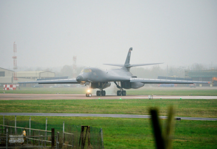 (FOTO) Amerika počela da koristi britanske baze za operacije protiv Irana