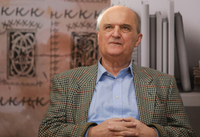 Književni istoričar Petar Pijanović gost Sinteze u 21 sat