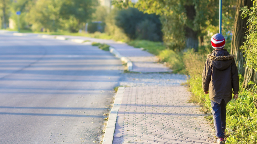 Petogodišnjak sam izašao iz vrtića u Čačku, pronađen kod majke: "Najvažnije da je nepovređen"