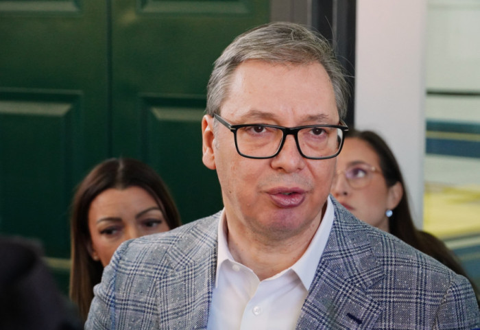 Vučić u Crvenki obilazi kompaniju "Sigma": Imamo sigurne rezrve dizela i benzina za 90 dana