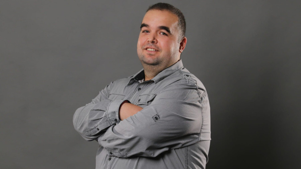 "Postoje tišine koje bole": Knjiga o lekcijama koje se ne uče u školama i iskustvo koje se čita srcem