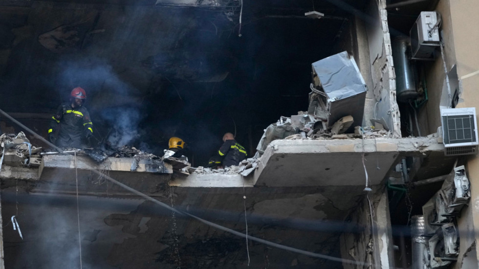 Izrael pokrenuo "široki talas udara" na Teheran, najmanje 11 poginulih u vazdušnom napadu na obalu Bejruta