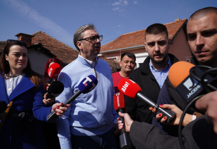 Vučić: Potrebno pet ili šest milijardi evra za obnovu lokalnih i regionalnih puteva