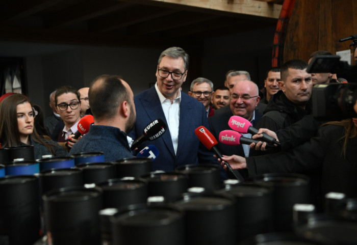 Vučić najavio tri velika putna projekta u Bajinoj Bašti: Potreban je još jedan investitor