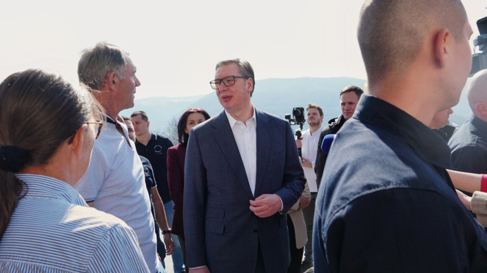 (FOTO/VIDEO) Vučić u Sevojnu: Gradiće se i brza saobraćajnica od Požege do Užica