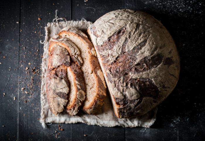 Zašto je hleb od kiselog testa popularan i šta on radi za vaša creva
