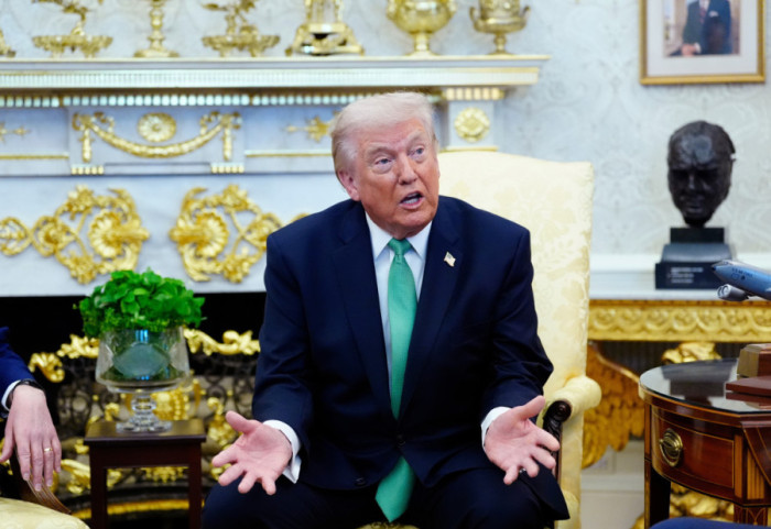 (FOTO) Tramp poslao poruku NATO: Ne treba nam ničija pomoć, uništili smo iransku vojsku i mornaricu