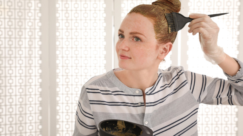 Da li je bezbedno farbati kosu tokom trudnoće