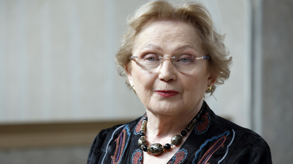 Televizijska kritičarka Branislava Džunov gost Sinteze u 21 sat