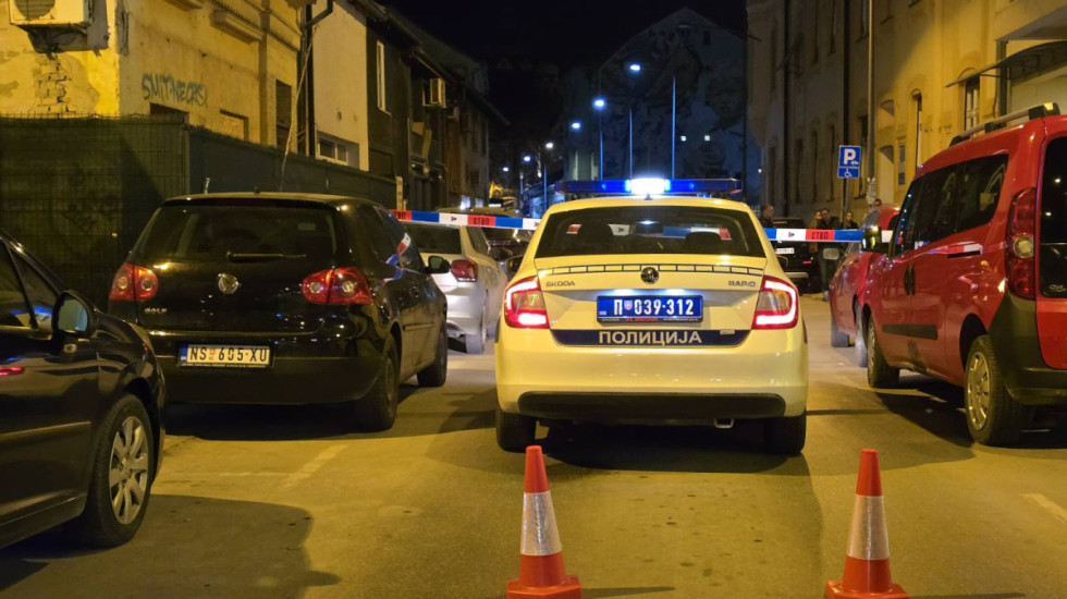 Novosađanin (28) nožem izbo sugrađanina (18) u stanu, drugi mladić povređen nakon što je skočio sa trećeg sprata