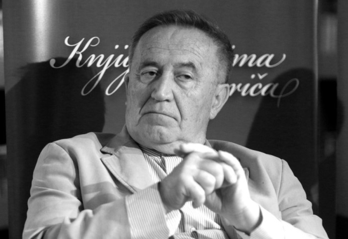 Preminuo dramaturg i pisac Božo Koprivica