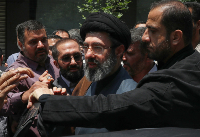 Gde se nalazi novi vrhovni vođa Irana: Obaveštajne službe u potrazi za Modžtabom Hamneijem