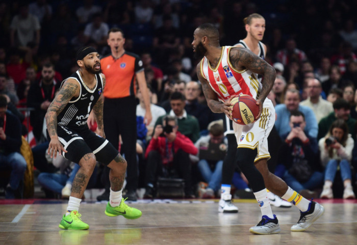 Zvezda trijumfovala na "večitom derbiju"