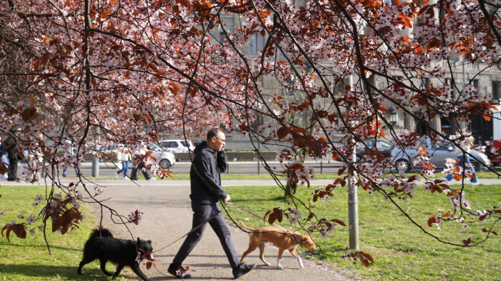 Promenljivo oblačno sa sunčanim intervalima: Temperatura do 22 stepena