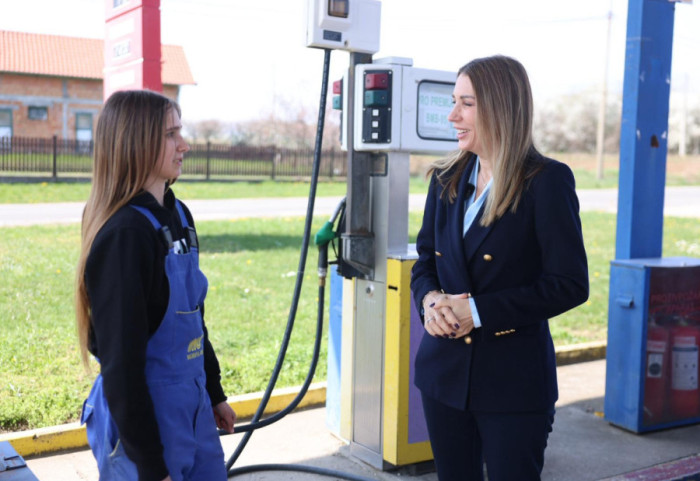 "Tržište goriva pod kontrolom": Ministarka energetike obišla benzinske pumpe između Beograda i Smederevske Palanke