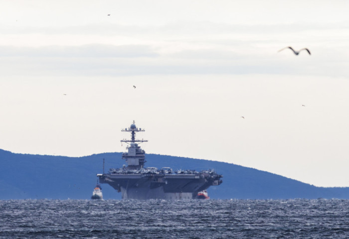 (FOTO) Američki nosač aviona "Džerald Ford", najveći ratni brod na svetu vredan 17 milijardi dolara, stigao u Split