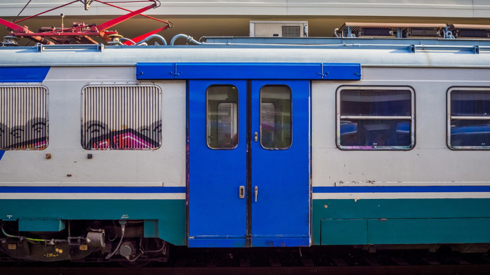 Voz na relaciji Subotica-Segedin iskočio iz šina: Putnici bez povreda