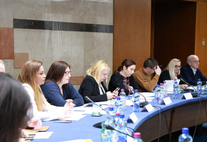 Ministarstvo za rad: Usvojen Nacrt zakona o roditelju-negovatelju: Predviđa mesečnu naknadu i uplatu poreza i doprinosa