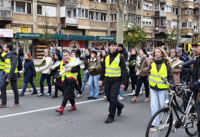 Komemorativni skupovi u Novom Sadu i Nišu povodom 17 meseci od pada nadstrešnice