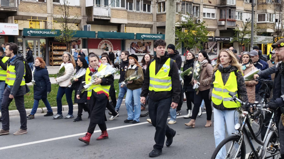 Komemorativni skupovi u Novom Sadu i Nišu povodom 17 meseci od pada nadstrešnice
