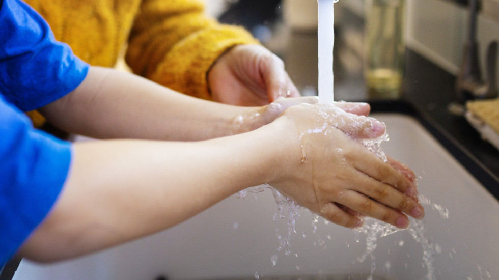 Sekretarijat za obrazovanje: Povlači se sapun "Kids Oxy" iz beogradskih vrtića posle žalbi roditelja na osip kod dece