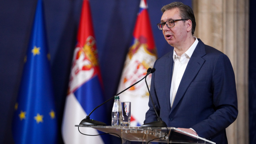 Vučić čestitao Uskrs katolicima: Neka radost večnog života bude podstrek na putu unapređivanja naše otadžbine