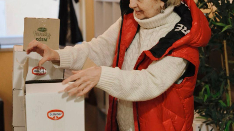 (FOTO) MaxBet zatvorio Mesec žena donacijom Sigurnoj kući u Beogradu