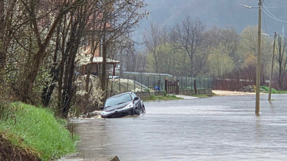 Vrh poplavnog talasa na toku Zapadne Morave, hidrolog tvrdi da nema razloga za paniku