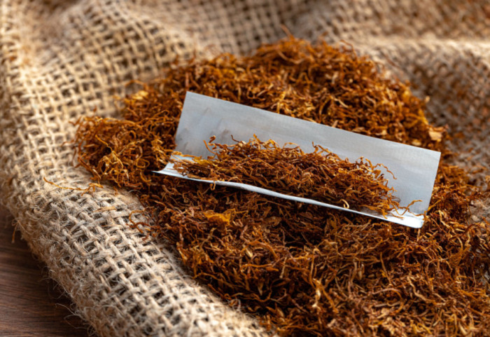 Skoro 350.000 komada cigareta i 300 kilograma sitno rezanog duvana zaplenjeno u Zagrebu