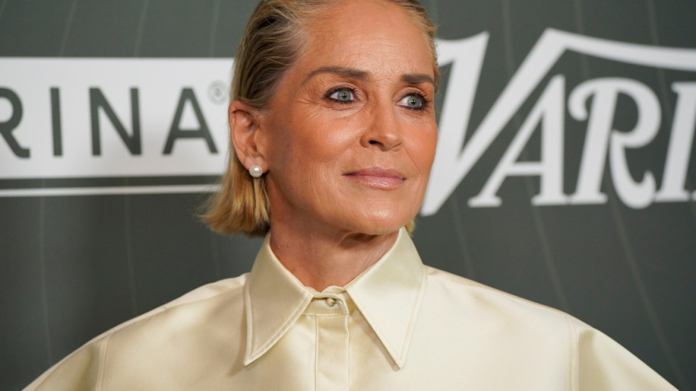 Šeron Stoun otkrila sa kojim glumcem je imala najbolji filmski poljubac