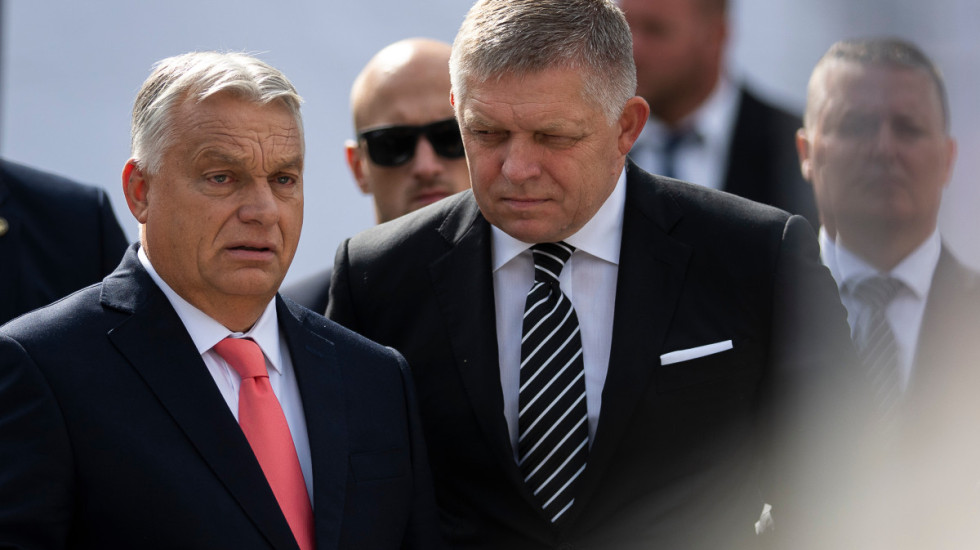 Orban i Fico saglasni: "Zahtevamo da Brisel odmah ukine ograničenja na isporuku ruske nafte i gasa Evropi"