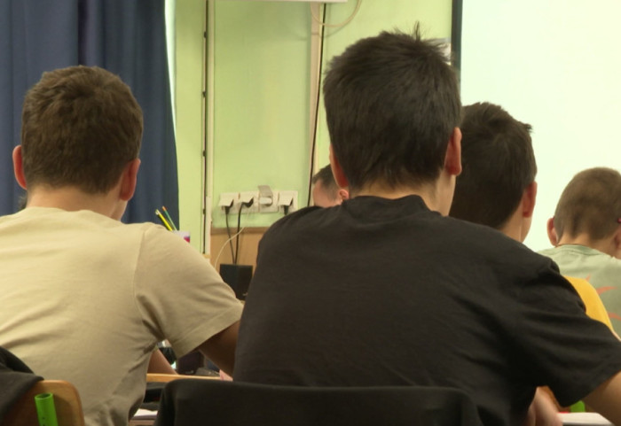 Velika odluka u pogrešno vreme: Zašto je izbor srednje škole težak za osnovce