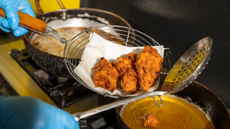 Koliko puta je bezbedno da pržite hranu u istom ulju