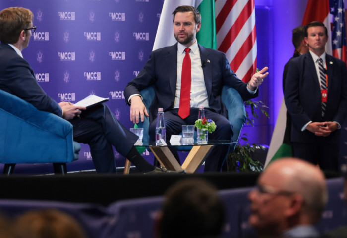 (FOTO) Vens iz Budimpešte: Mislili smo da će biti najlakše, ali rat u Ukrajini je najteži koji treba rešiti