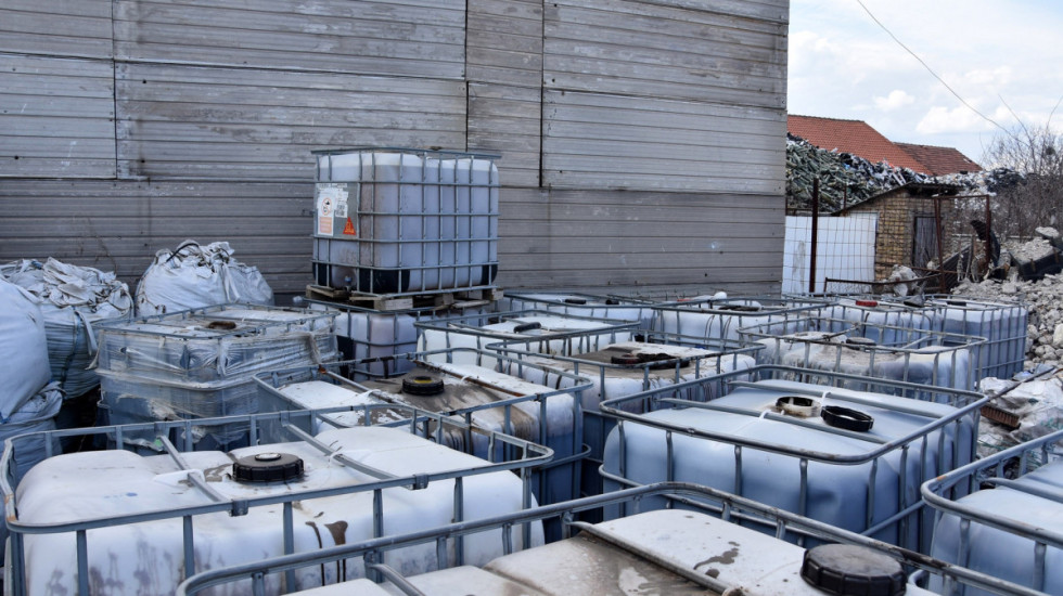 (FOTO) Pronađeno 115 tona opasnog otpada u Smederevu: Uhapšene dve osobe