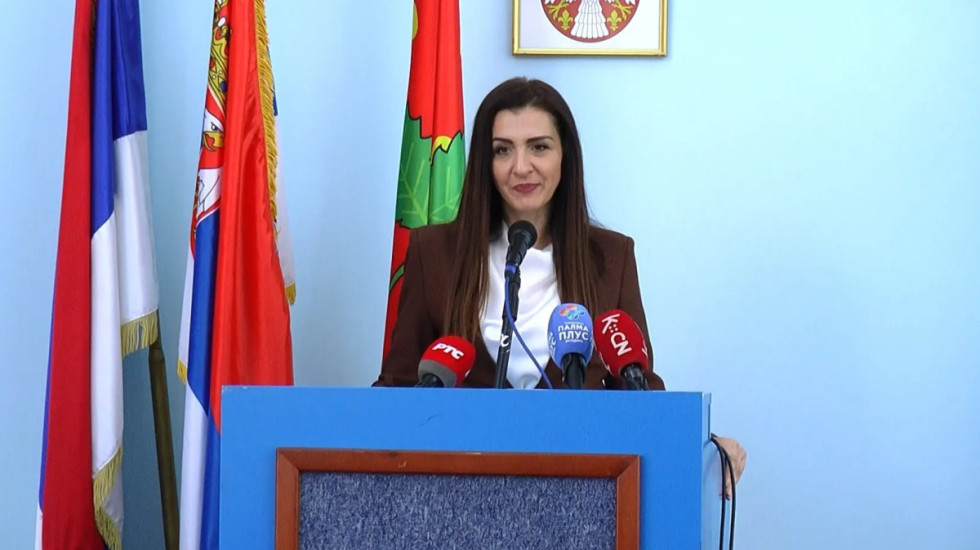 Jednoglasno izabrana nova gradonačelnica Jagodine, sednici nije prisustvovalo šestoro odbornika SNS