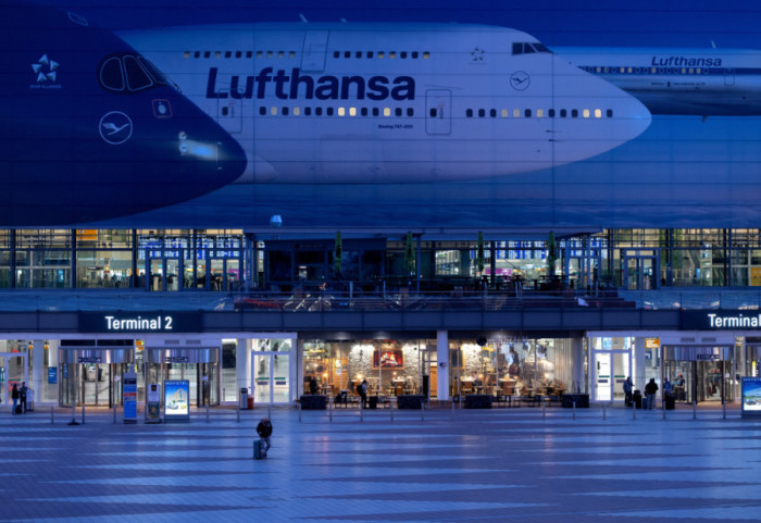 (FOTO) Stjuardese i stjuardi Lufthanze u štrajku, otkazani letovi širom Nemačke