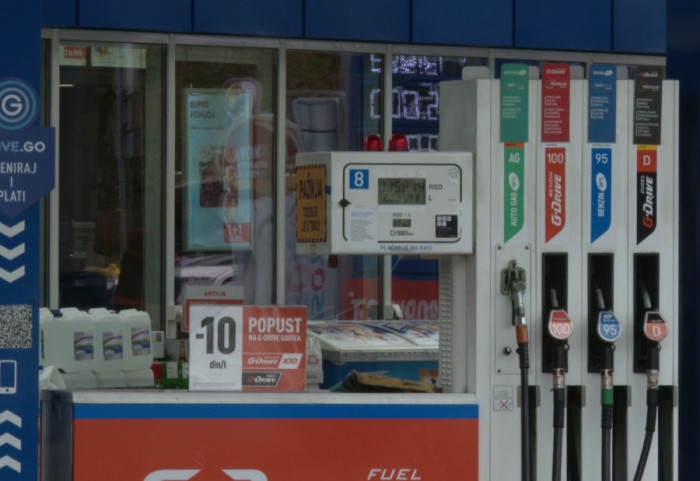 Tržište nafte i dalje nestabilno: Kakve cene građani Srbije mogu da očekuju na pumpama u skorije vreme