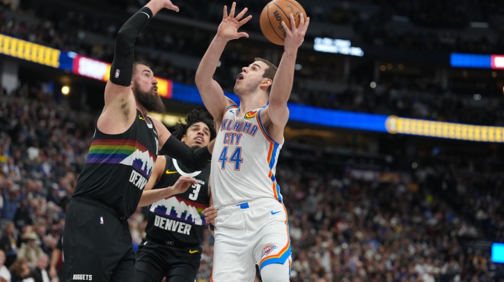 (VIDEO) Topić upisao dabl-dabl u porazu Oklahome od Denvera, Jokić nije igrao