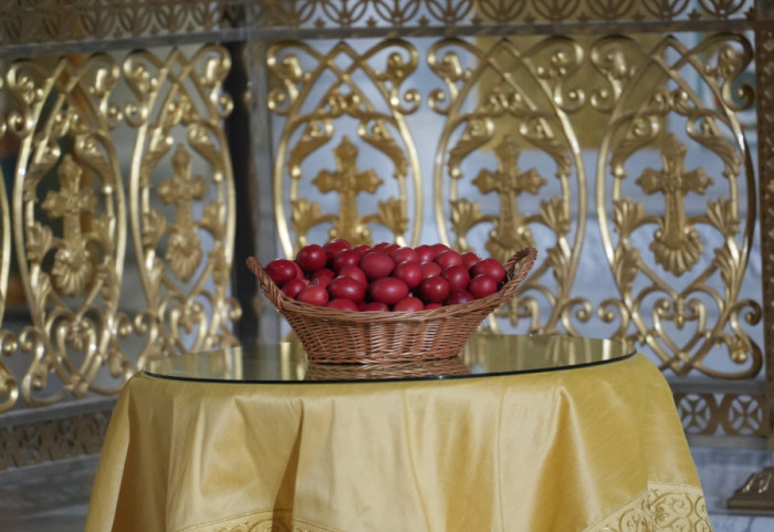 (FOTO) Ambasada SAD u Beogradu čestitala Vaskrs pravoslavnim vernicima