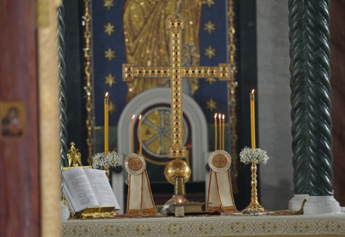 Pravoslavni vernici slave Vaskrsni ponedeljak - početak Svetle nedelje