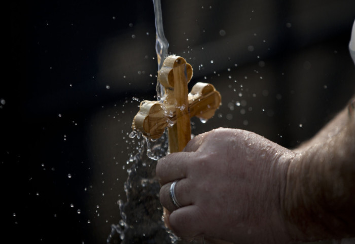 Dvojica pripadnika KFOR krštena u manastiru Draganac na Kosovu i Metohiji: Dobili duhovna imena Sava i Simeon