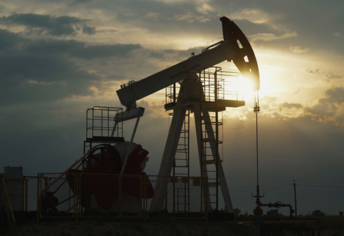 "Ne može se očekivati da rafinerije prorade brzo": Kako neuspešni pregovori SAD i Irana podižu tenzije na tržištu nafte