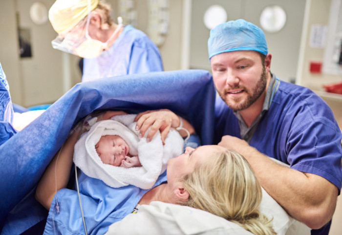 Koliko puta žena sme da ima carski rez: Stručnjaci upozoravaju na moguće komplikacije