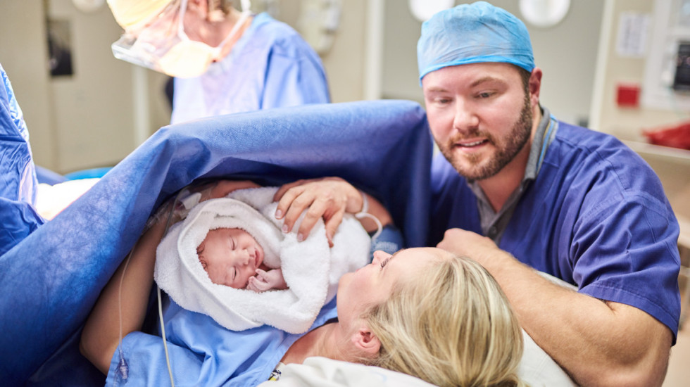 Koliko puta žena sme da ima carski rez: Stručnjaci upozoravaju na moguće komplikacije