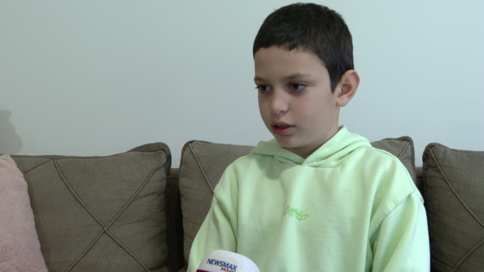 Jakov (8) prepešačio kilometre da pomogne sestri: Roditelji ponosni, novac za lečenje skoro prikupljen